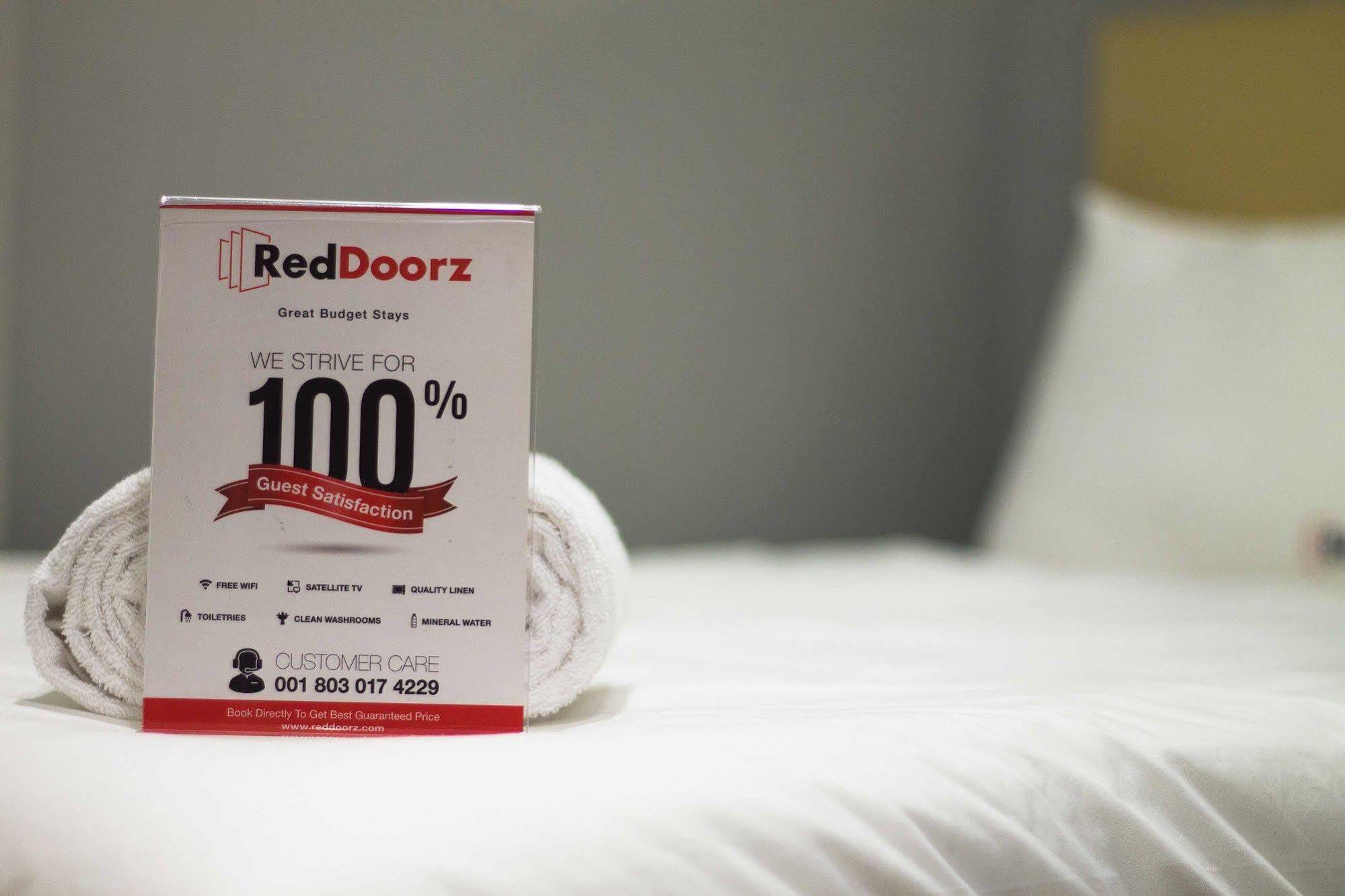 Reddoorz @ Petitenget Street Seminyak Dış mekan fotoğraf